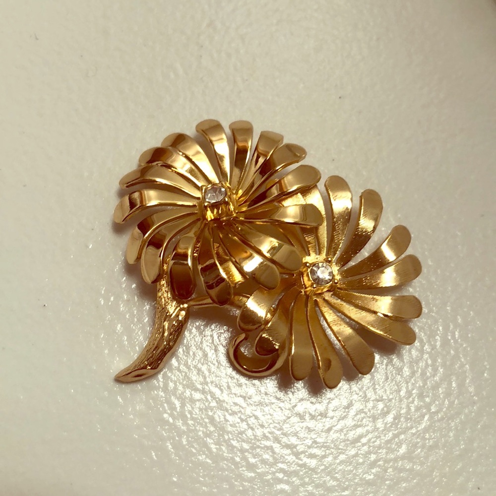 Christian Dior vintage flower brooch